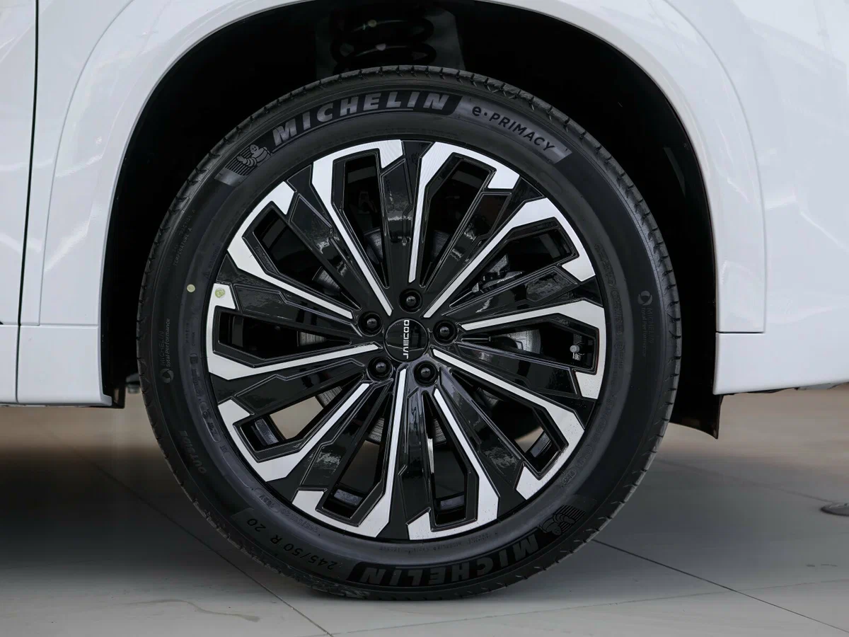 Jaecoo J8 - Изображение №10