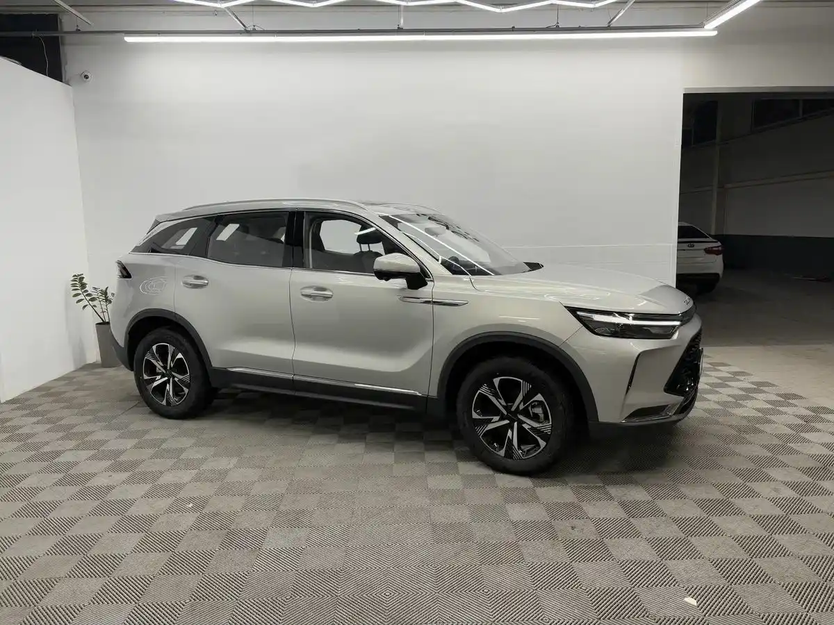 BAIC X7 купить по цене от 1 164 000